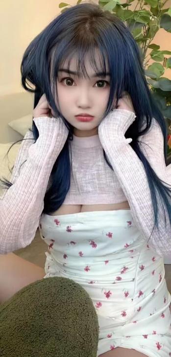 杨箕小天依