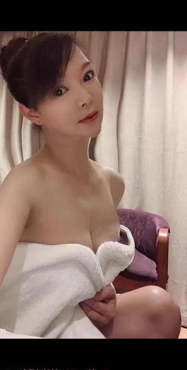 瑶海会喷水的熟女