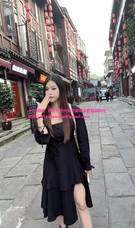 诱惑奶白妹子