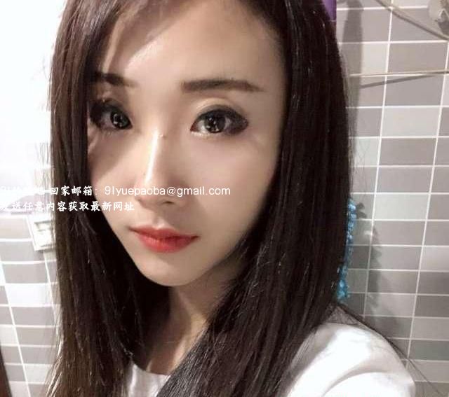 阳光云朵妹妹