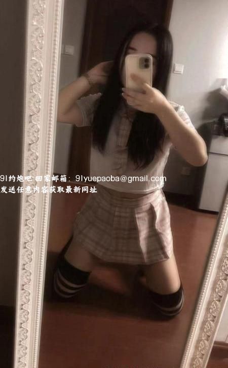 无锡制服服务美女