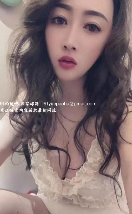 瑶海大胸靓女