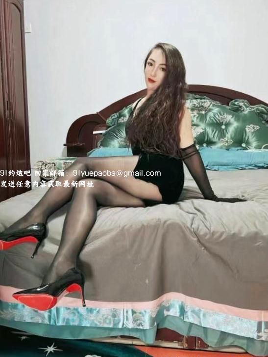 赛罕女王气质S笑颜