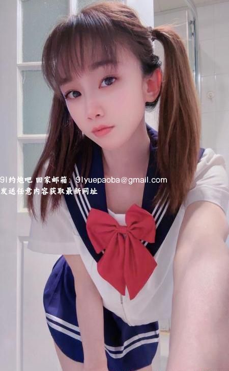 汉口双马尾JK妹子