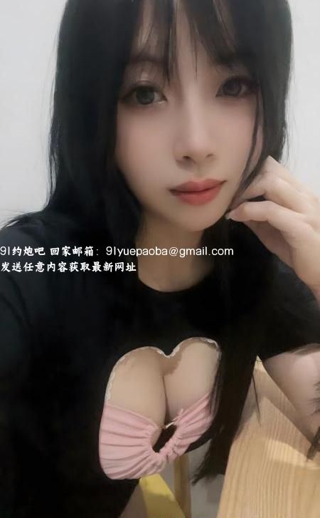 粉嫩小甜妹莉莉