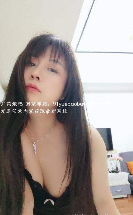 服务系制服少妇小梅