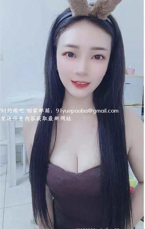 黑丝少妇九月