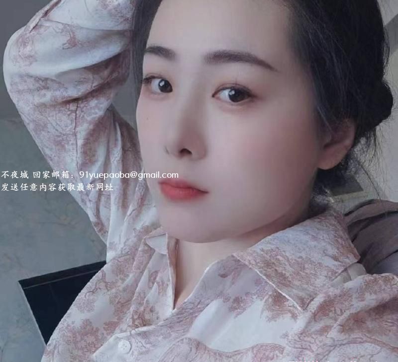 性感的大奶少妇