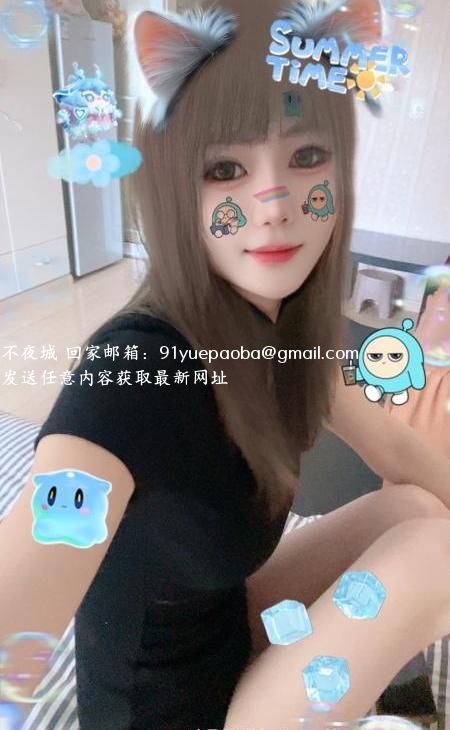 瑜伽小少妇