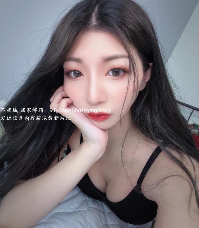 性感妩媚的仙仙美女