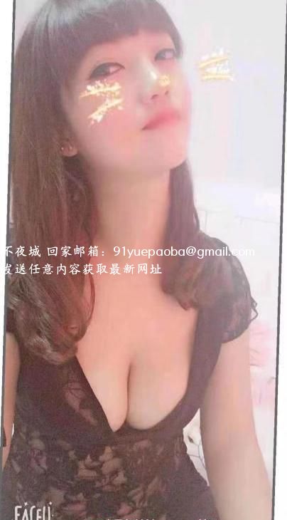 风骚巨乳小蛮腰