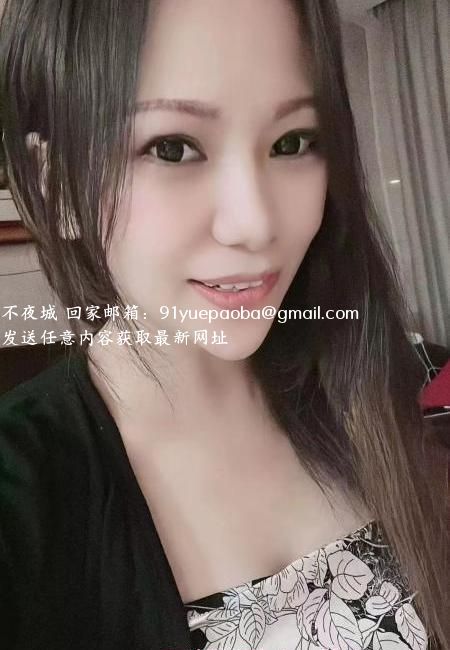 黑丝大屁股少妇霖霖