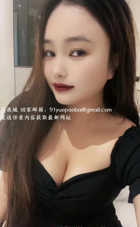 白嫩小少妇