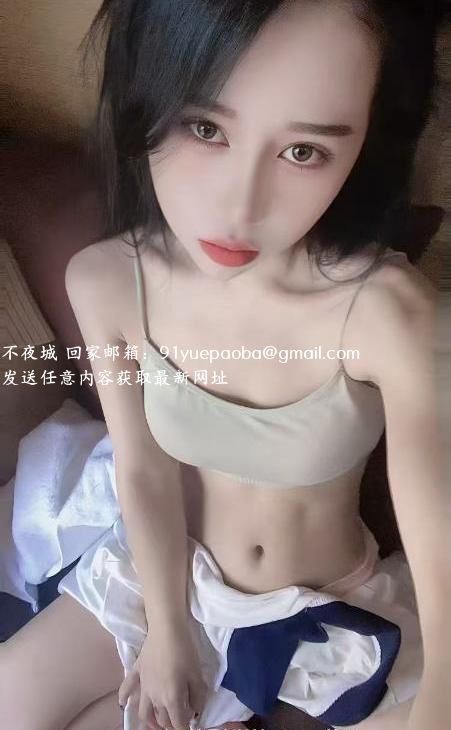 包河娇小玲珑的小美女