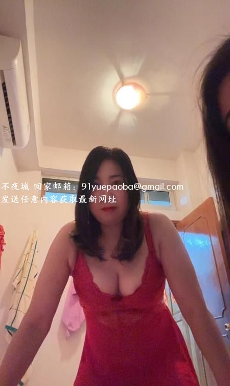 打卡巨乳熟女