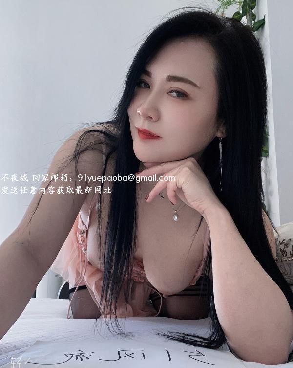 西青真骚一女的