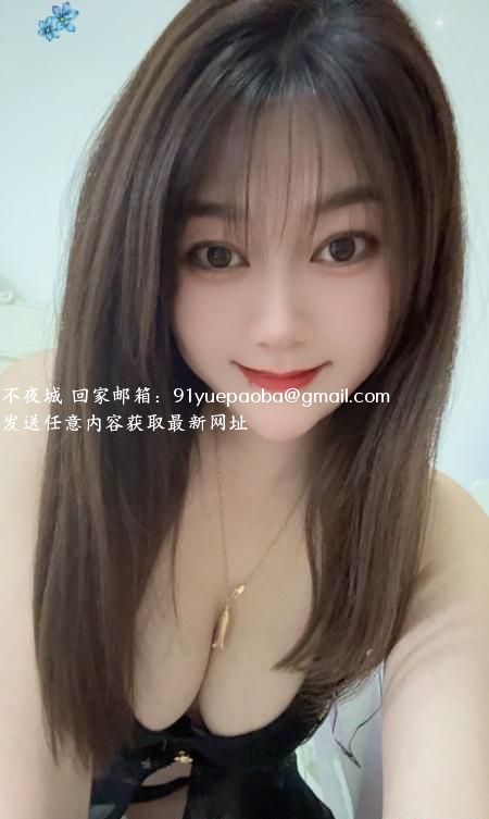 大奶妹子霞霞