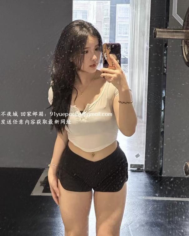 南山巨乳露西