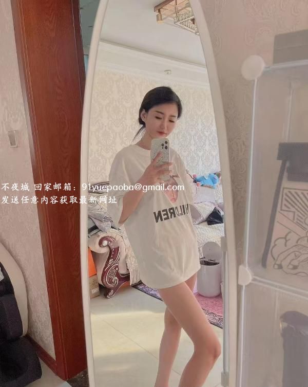 绿园大长腿御姐美女