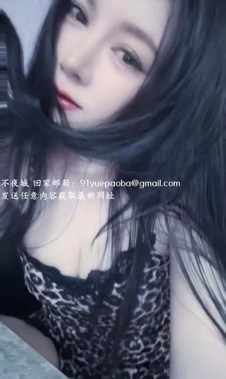 酷似热巴的中项小姐姐