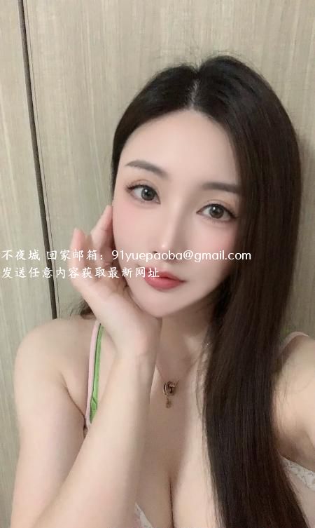 性感美女Selina