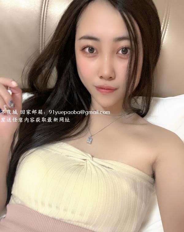 大长腿妹子