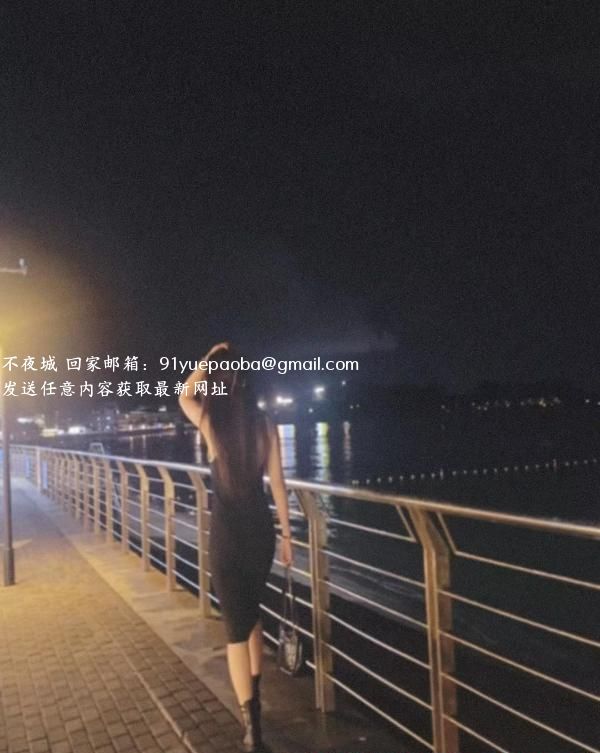 思明颜值身材系九月