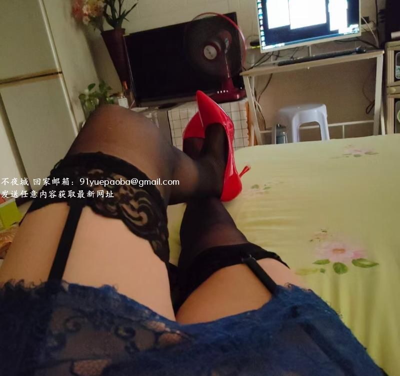 大胸少妇