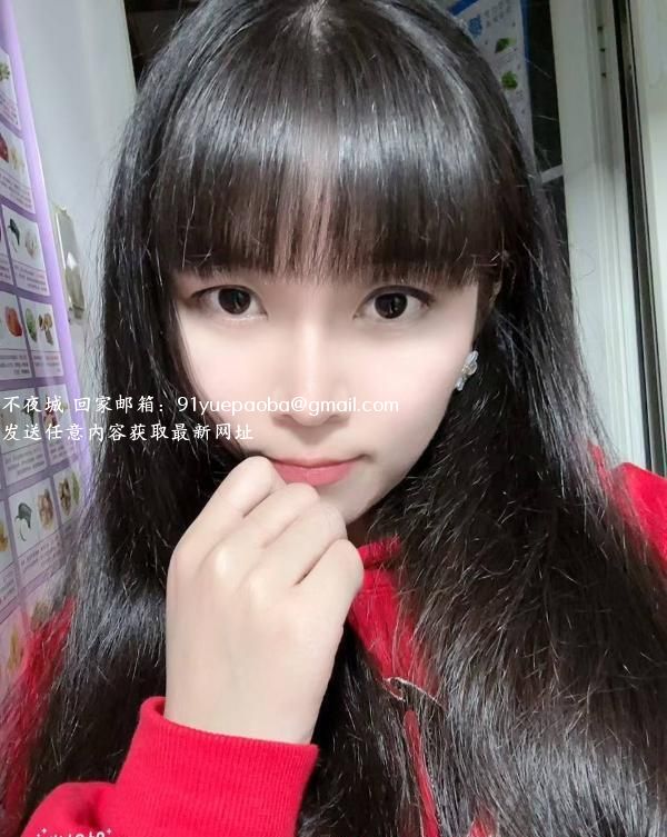 风骚翘臀主动妹子