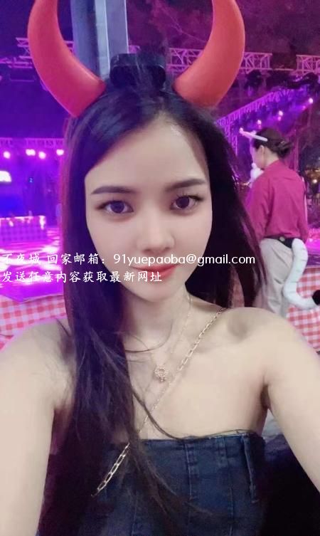 性感大长腿小姐姐