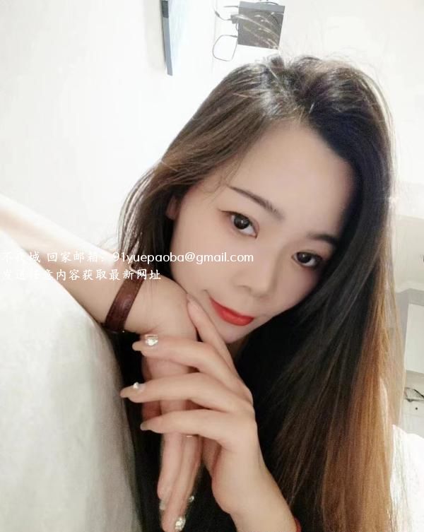汉口接吻小姐姐