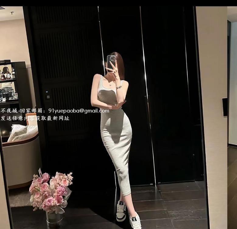 妹子身材火辣性感