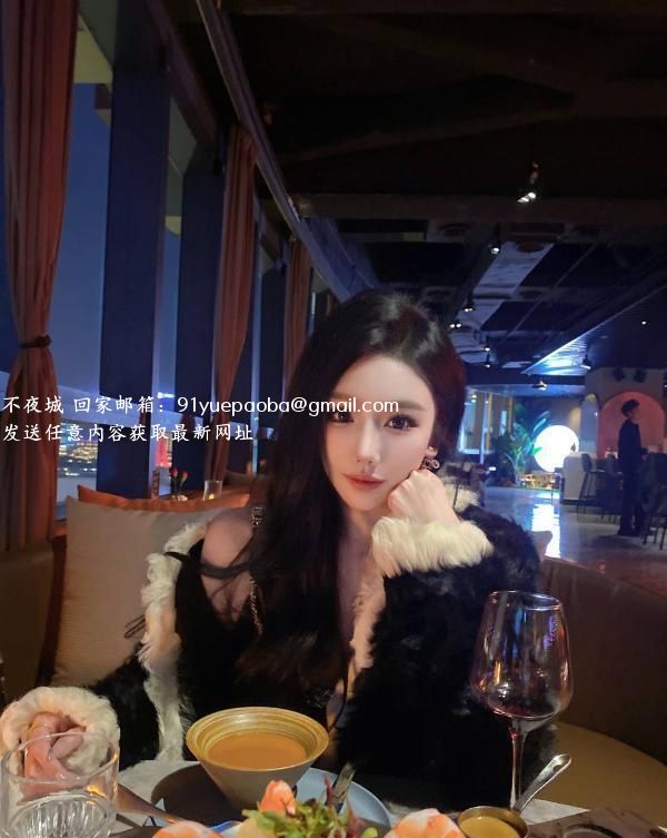 风情妩媚颜值御姐
