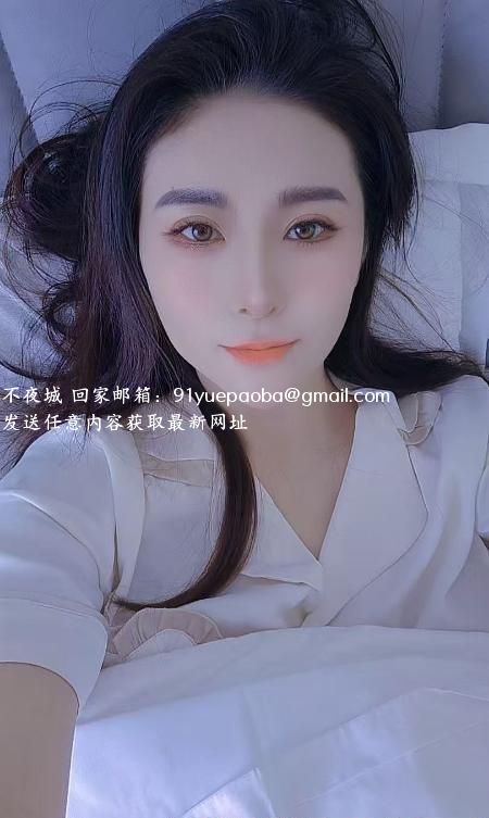 美女少妇