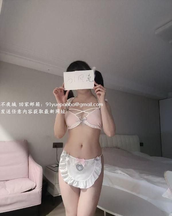 江宁童颜娇小的爱宝