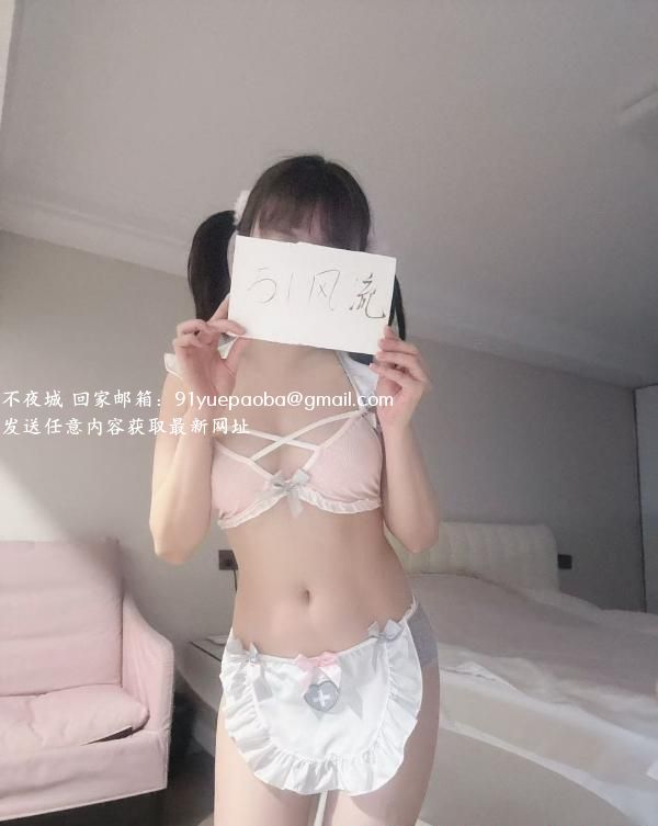 江宁童颜娇小的爱宝
