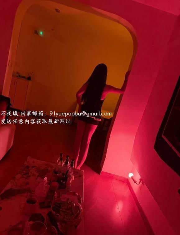 静安一线天蓝颜