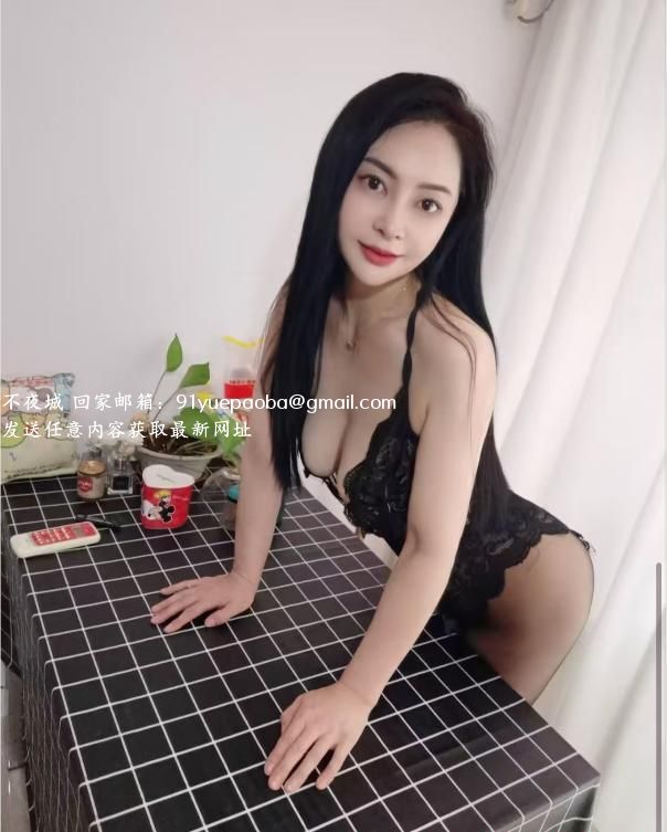 高挑性感芊芊