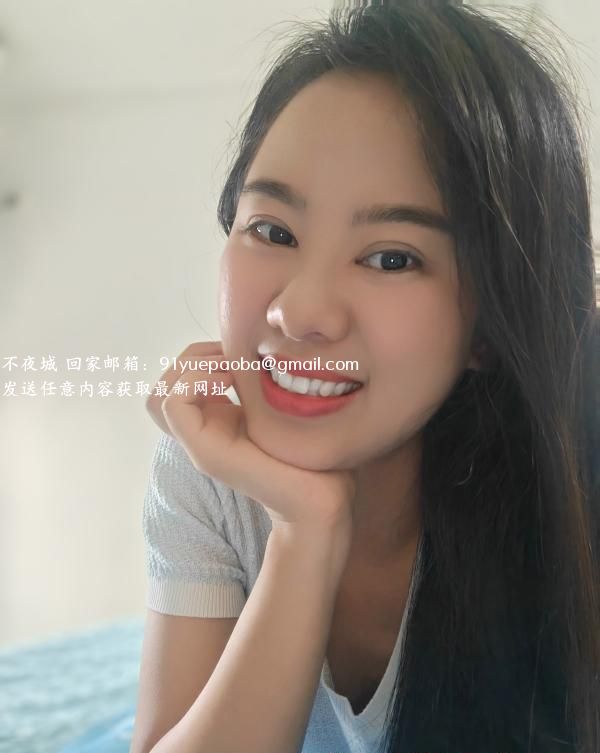 水床翘臀小刺猬