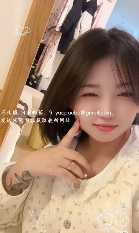 短发波霸兼职妹妹
