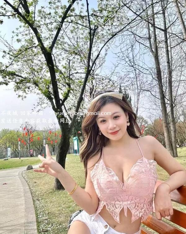 颜值大奶佳佳