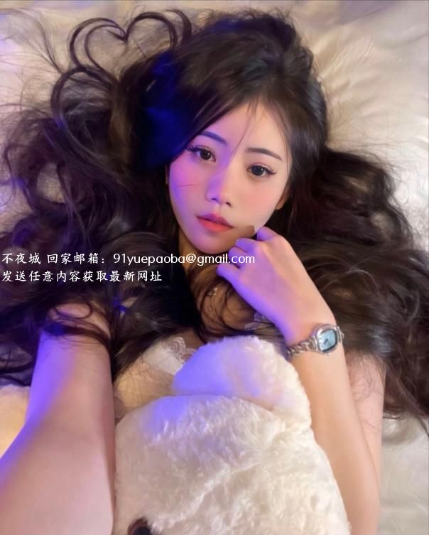 长腿细腰嫩妹