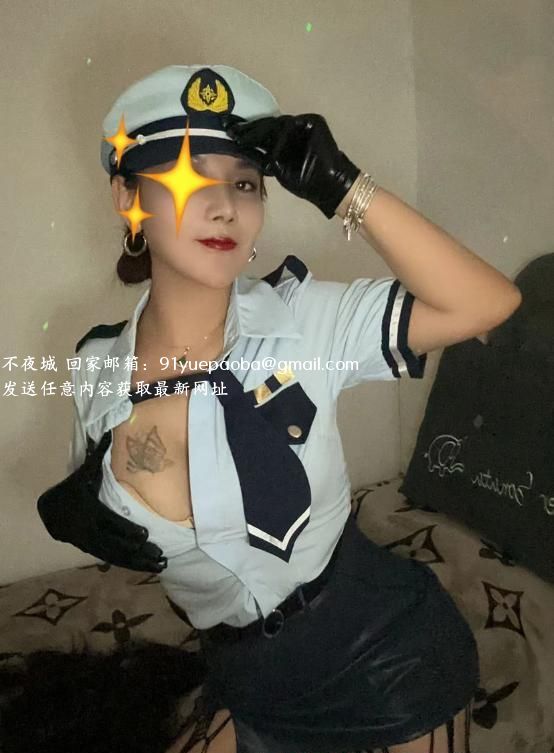 罗湖制服少妇