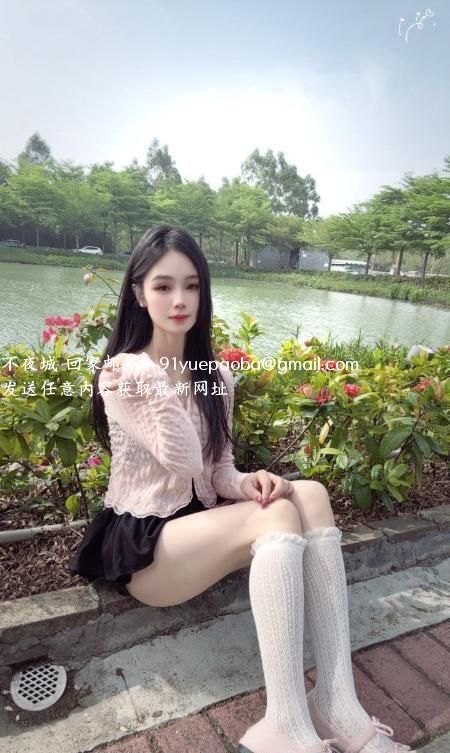 清纯舌吻少妇云朵