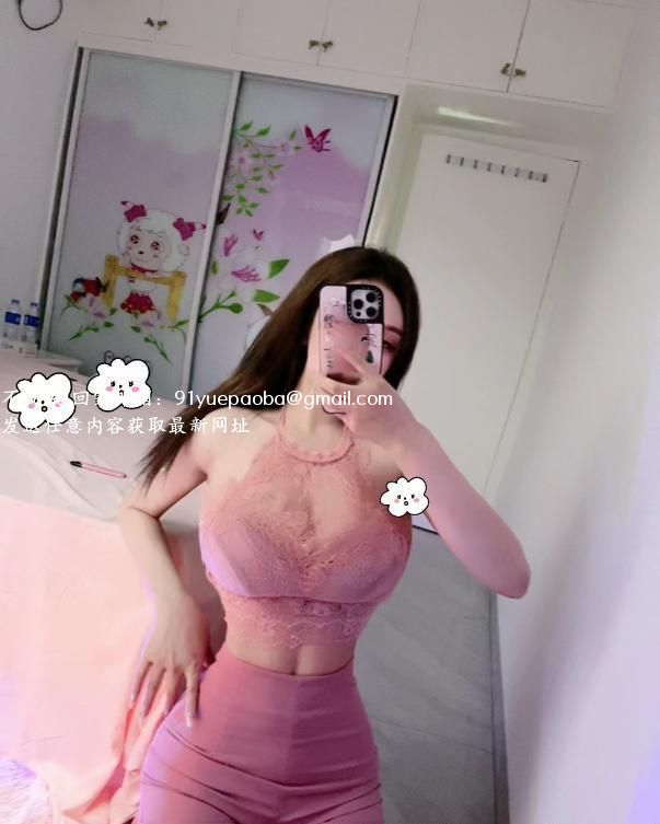 大胸少妇