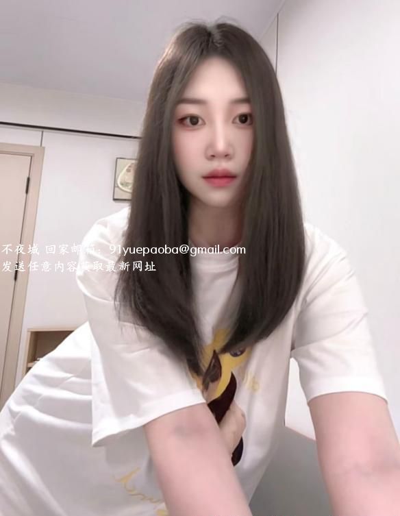 大长腿美少女