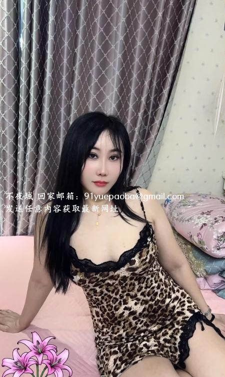 三通骚鸡