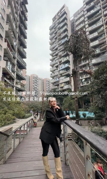 性感红唇米娅