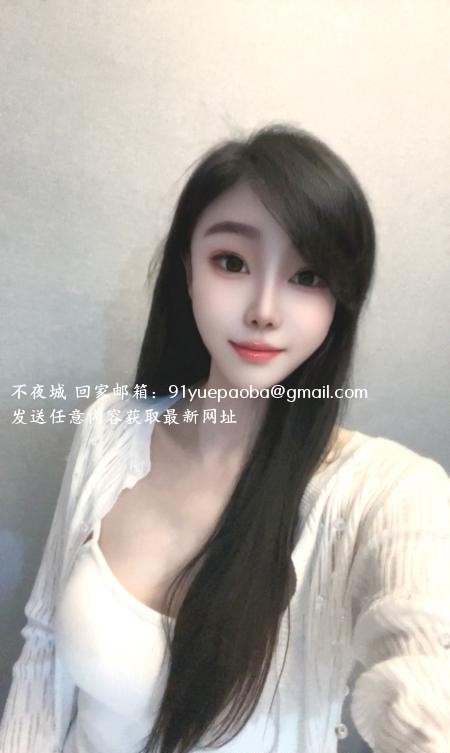 瑜伽老师七七