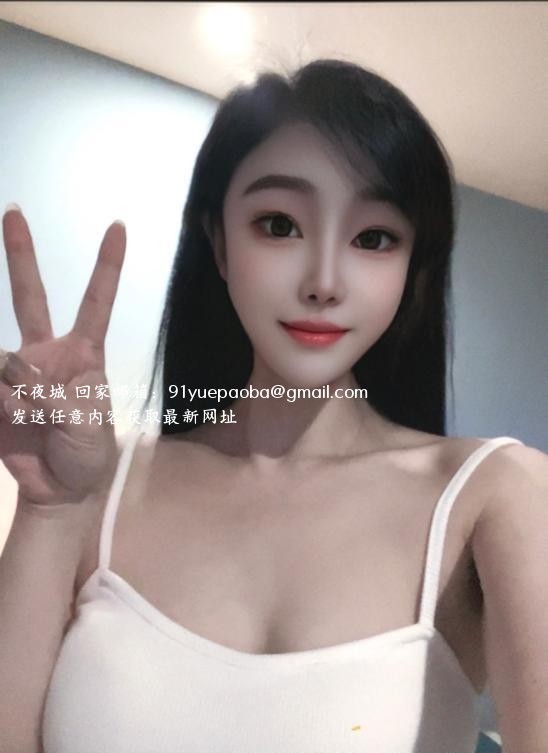 瑜伽老师七七